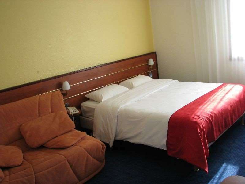 Brit Hotel Nantes Vigneux - L'Atlantel חדר תמונה